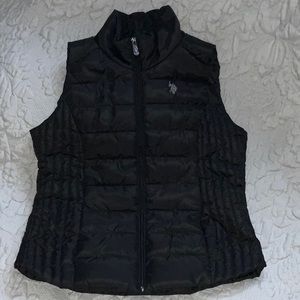 U.S. Polo Assn. black puffer vest size Medium